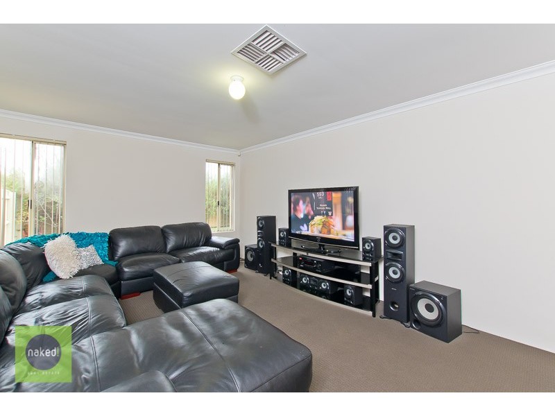 19 Randwick Bend, Harrisdale WA 6112