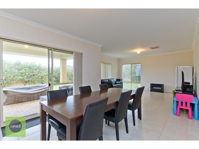 19 Randwick Bend, Harrisdale WA 6112