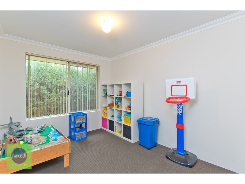 19 Randwick Bend, Harrisdale WA 6112