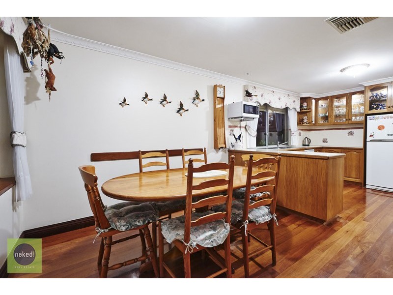 2 Carrick Road, Mount Richon WA 6112