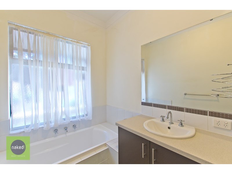 542 Albany Highway, Bedfordale WA 6112