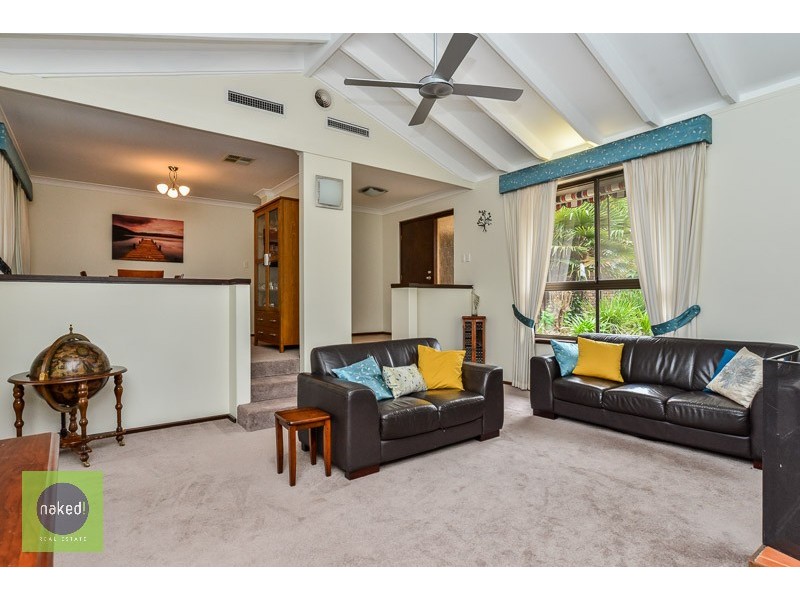 18 High Road, Roleystone WA 6111