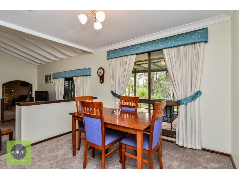 18 High Road, Roleystone WA 6111