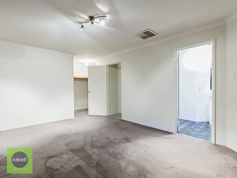 2 Chardonnay Grove, Mount Nasura WA 6112