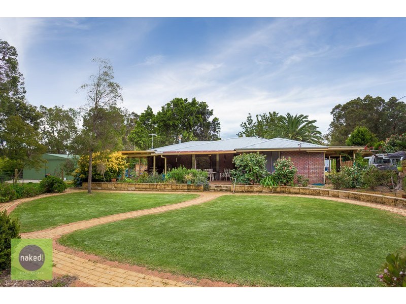 5 Cross Road, Bedfordale WA 6112