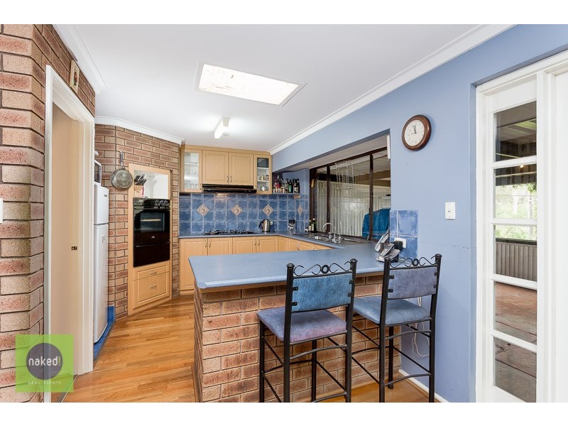 5 Cross Road, Bedfordale WA 6112