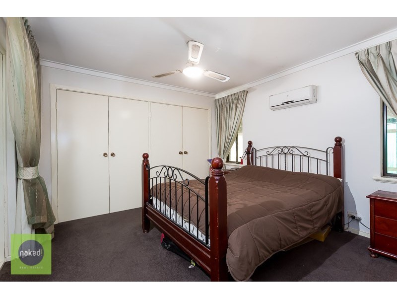 5 Cross Road, Bedfordale WA 6112