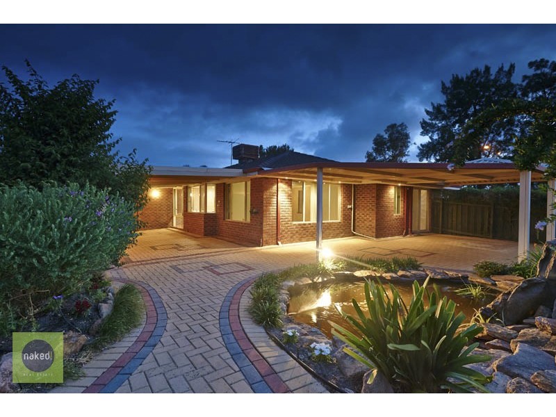 24 Tea Tree Way, Thornlie WA 6108