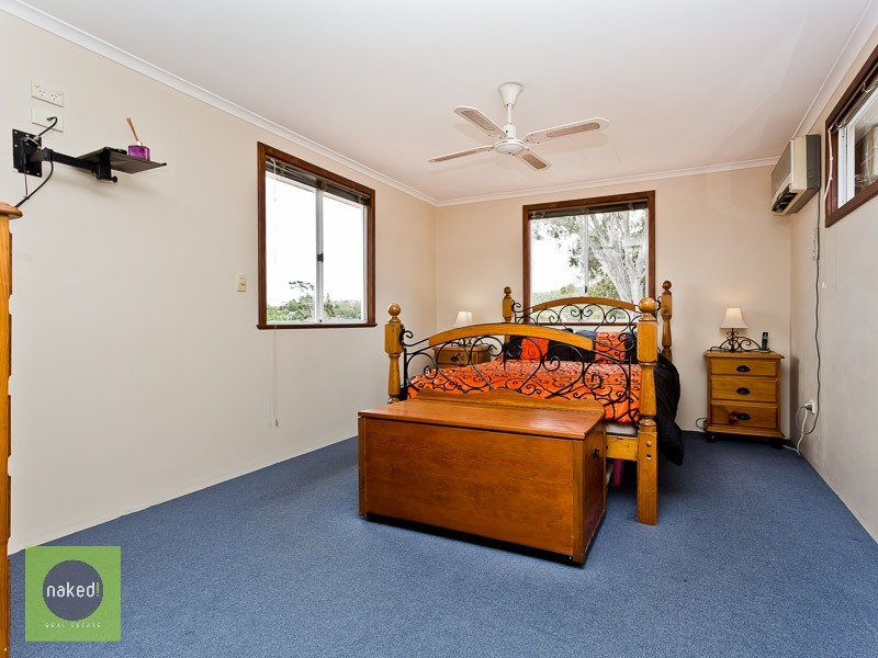 11 Savage Road, Kelmscott WA 6111