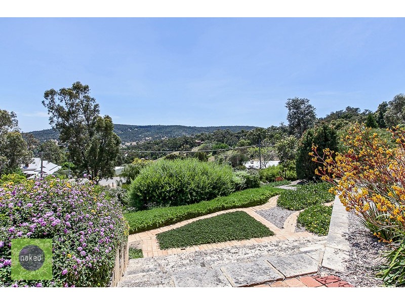 1 Narrik Court, Kelmscott WA 6111