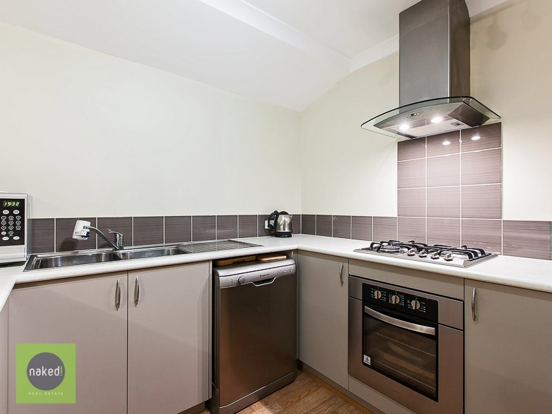 43 Silverline Bend, Bertram WA 6167