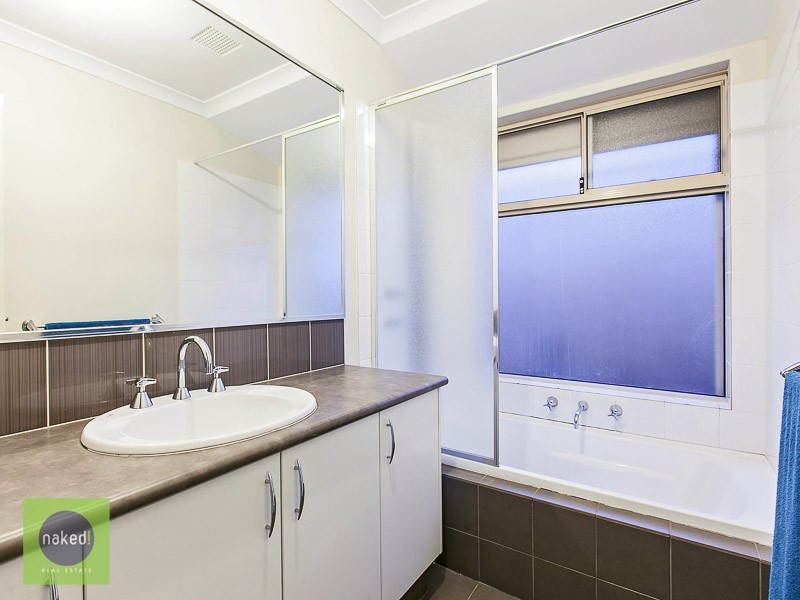 43 Silverline Bend, Bertram WA 6167