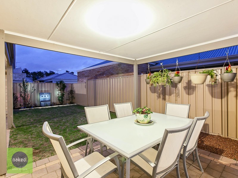 43 Silverline Bend, Bertram WA 6167
