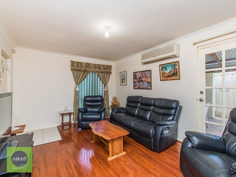2 Brookside Avenue, Kelmscott WA 6111