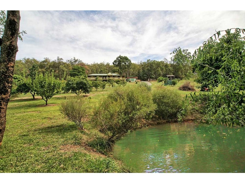 108 Urch Road, Roleystone WA 6111