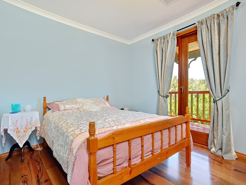 108 Urch Road, Roleystone WA 6111