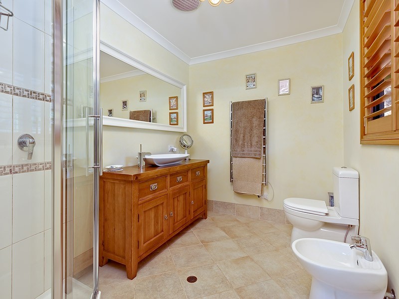 108 Urch Road, Roleystone WA 6111