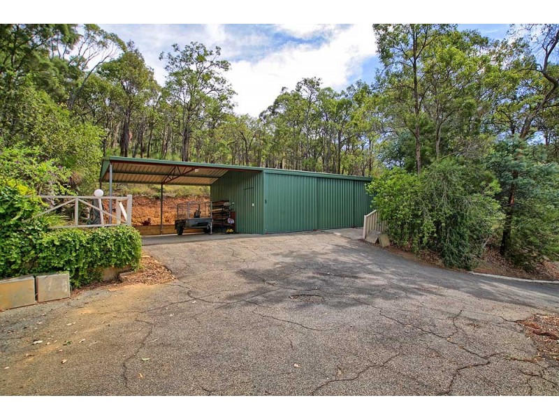 108 Urch Road, Roleystone WA 6111