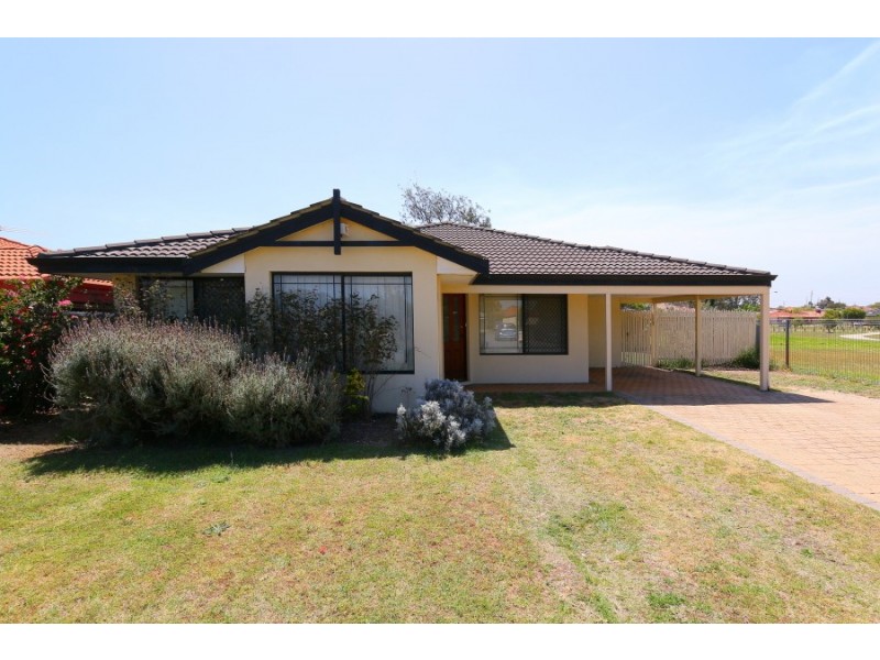 22 Ursuline Vista, Queens Park WA 6107