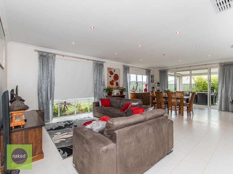 25 Explorers Crescent, Baldivis WA 6171