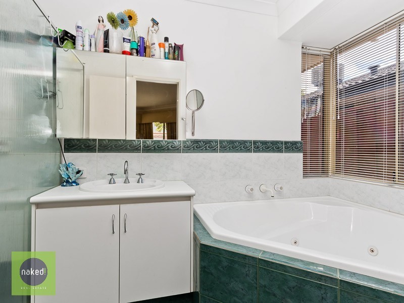 7 The Mews, Canning Vale WA 6155