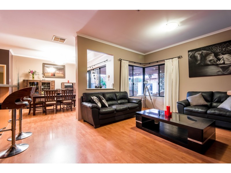 6 Capensia Way, Canning Vale WA 6155