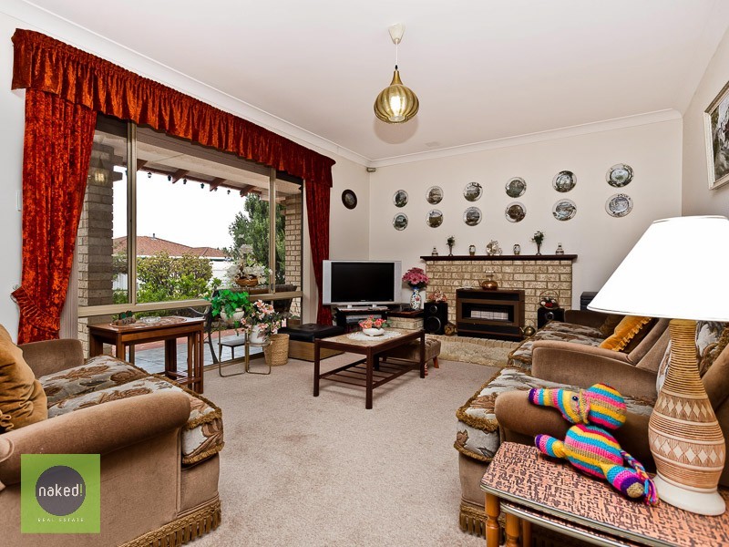 154 Brown Crescent, Seville Grove WA 6112