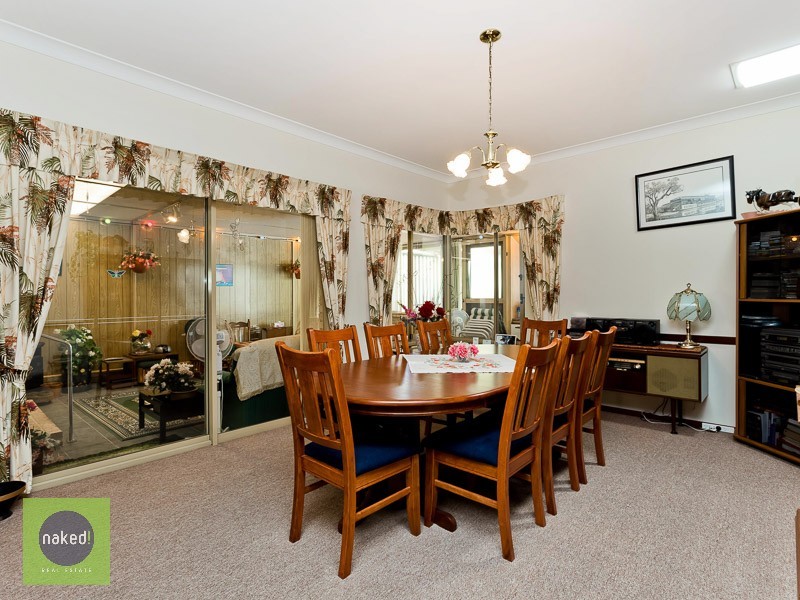 154 Brown Crescent, Seville Grove WA 6112