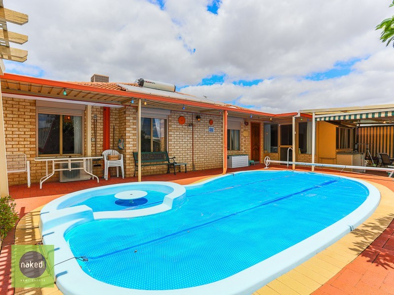 154 Brown Crescent, Seville Grove WA 6112