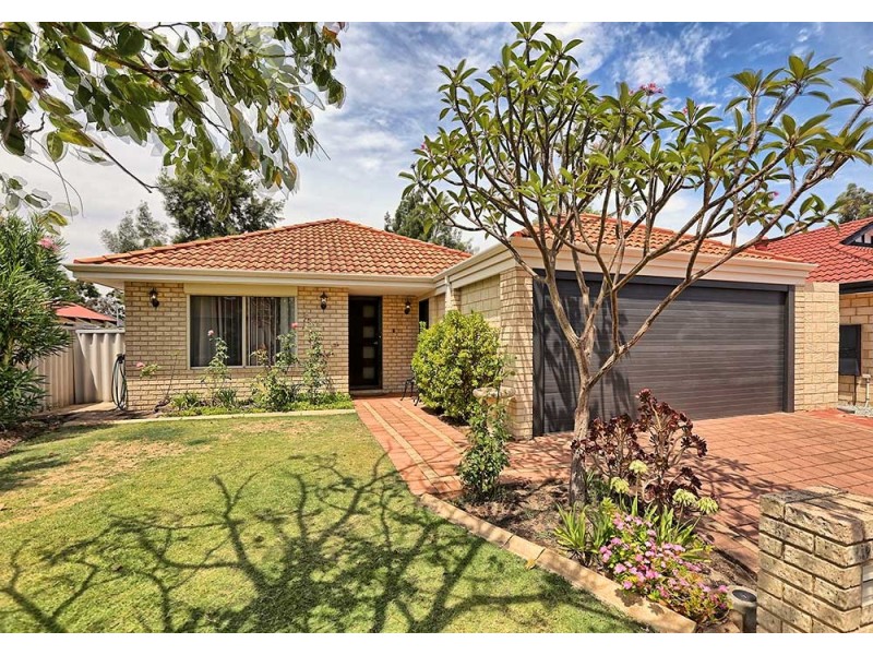 4 Amarina Close, Kenwick WA 6107