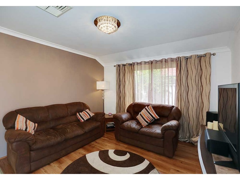 4 Amarina Close, Kenwick WA 6107