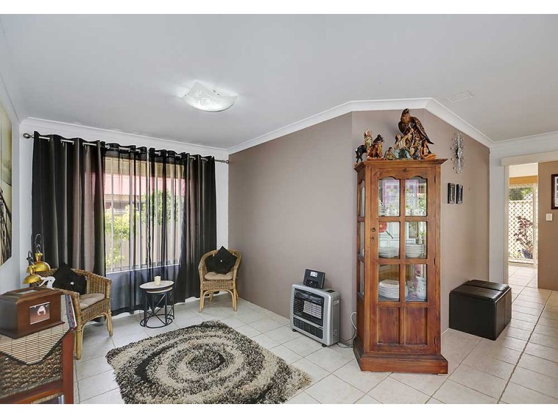 4 Amarina Close, Kenwick WA 6107