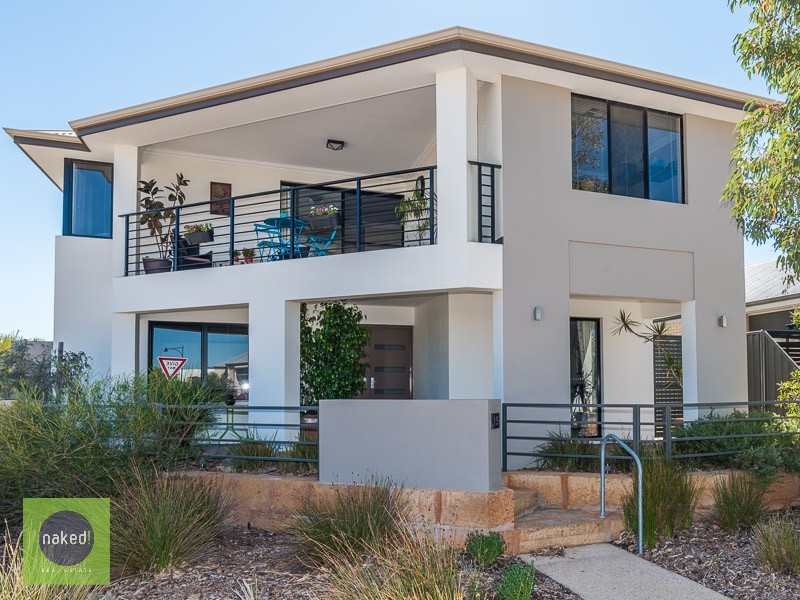 15 Regatta Boulevard, Champion Lakes WA 6111