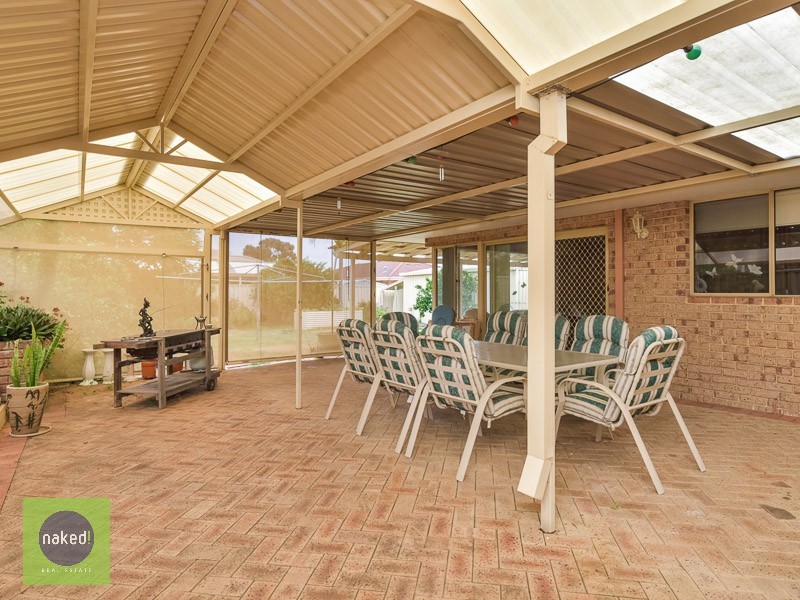 10 Regan Place, Seville Grove WA 6112