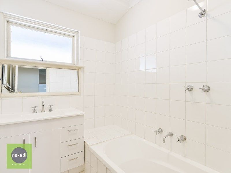 52 Amanda Drive, Camillo WA 6111