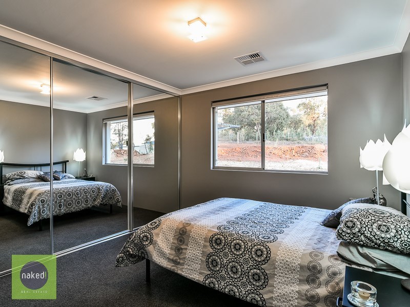 14 Paull View, Bedfordale WA 6112