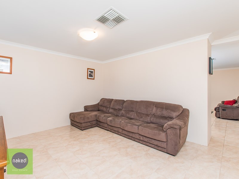 9 Edinburgh Road, Seville Grove WA 6112