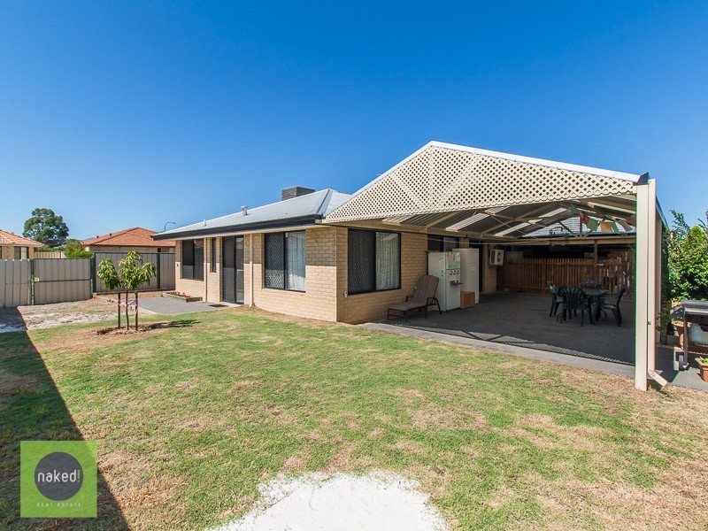 9 Edinburgh Road, Seville Grove WA 6112