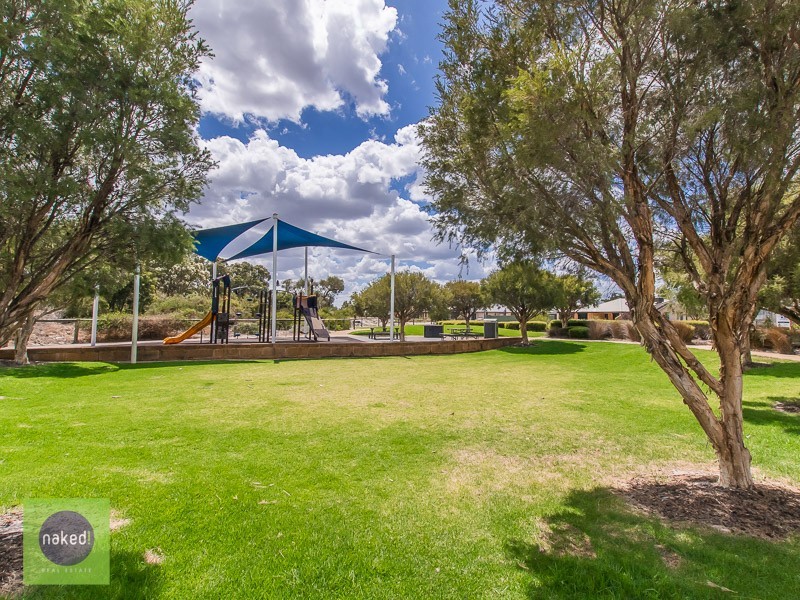 9 Edinburgh Road, Seville Grove WA 6112