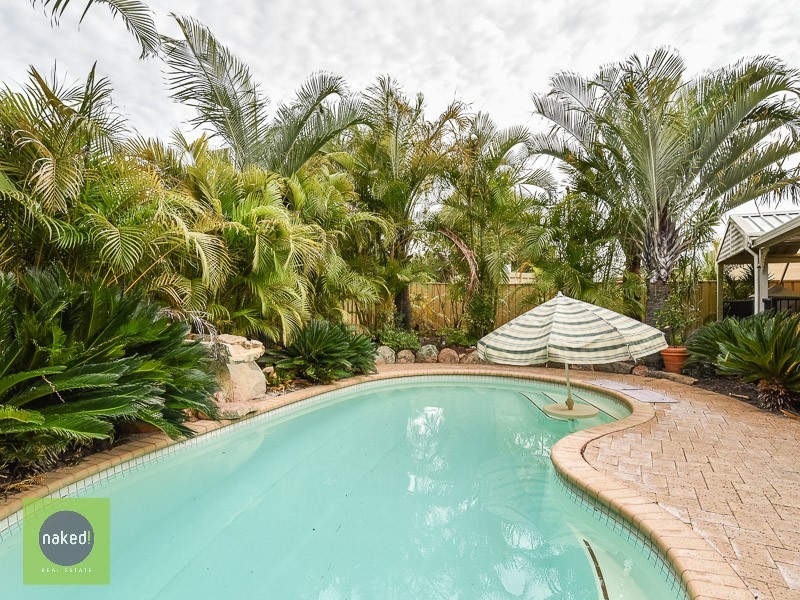 18 Bremner Circle, Canning Vale WA 6155