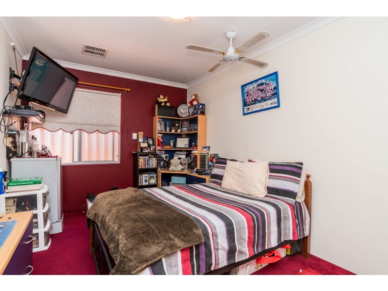 6 Wilfred Road, Canning Vale WA 6155