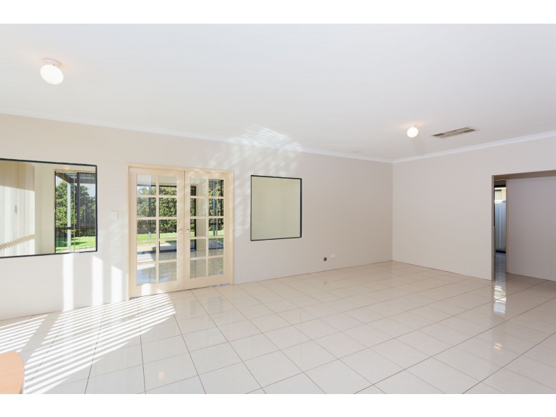 14 Banner Avenue, Baldivis WA 6171