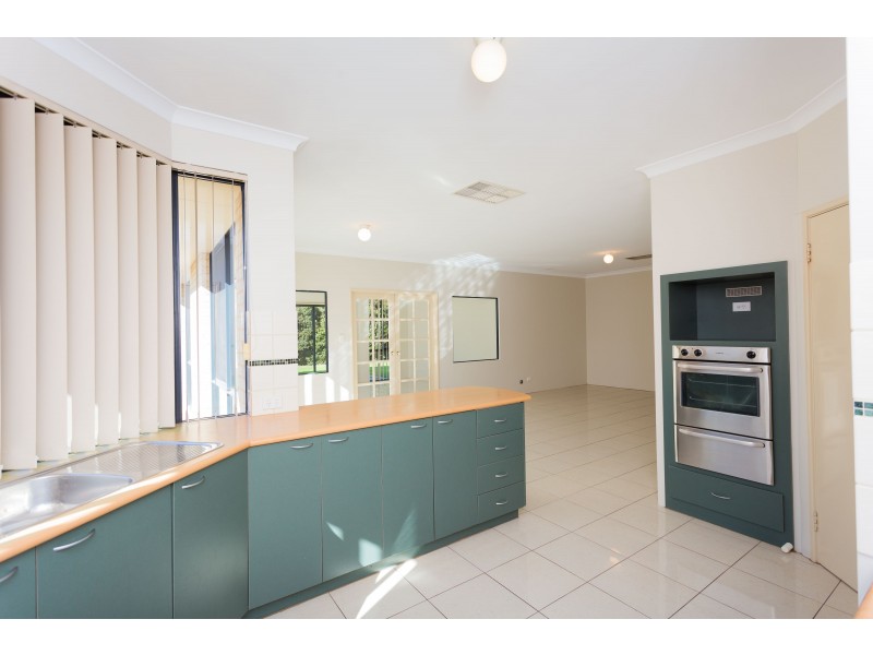 14 Banner Avenue, Baldivis WA 6171