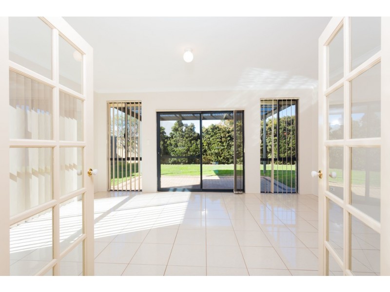 14 Banner Avenue, Baldivis WA 6171