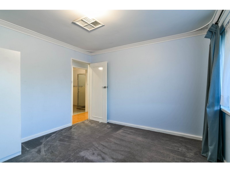 3 Sarre Street, Gosnells WA 6110