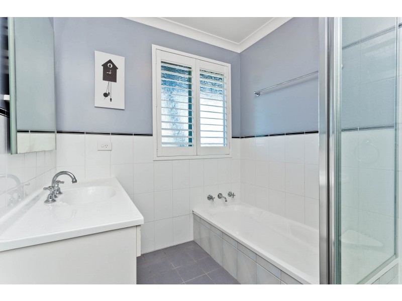10 Morrison Drive, Kelmscott WA 6111