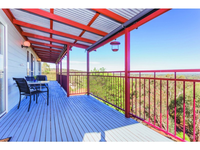 10 Morrison Drive, Kelmscott WA 6111