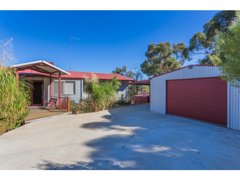 10 Morrison Drive, Kelmscott WA 6111