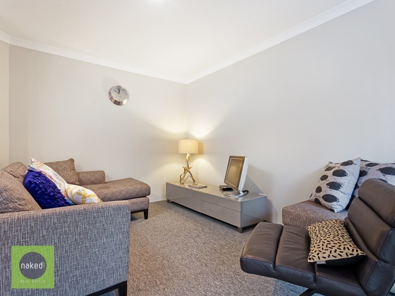 26 Larsen Road, Byford WA 6122