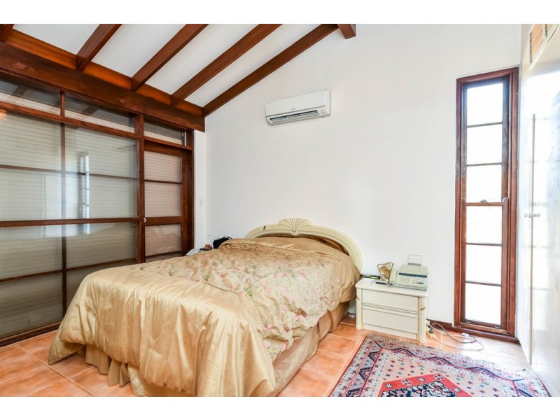 3 Colyer Rise, Mount Richon WA 6112